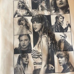 New never worn Taylor Swift Eras tour Hoodie. Bought it at the ATL concert.